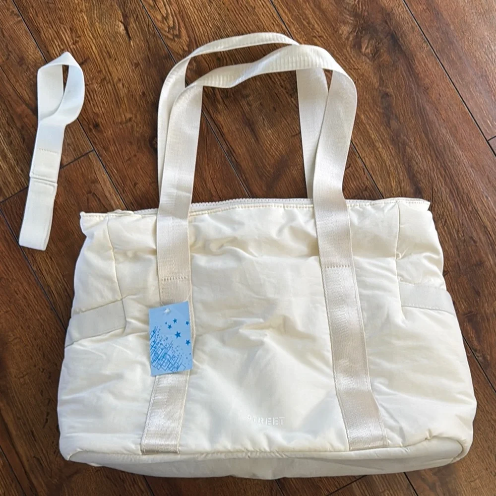 Elegant Cream Gym Tote Bag
